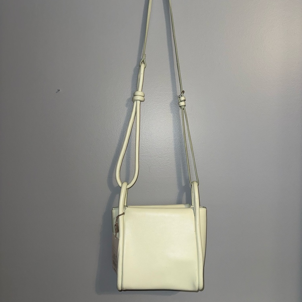 Elegant Mint Colored Shoulder Bag